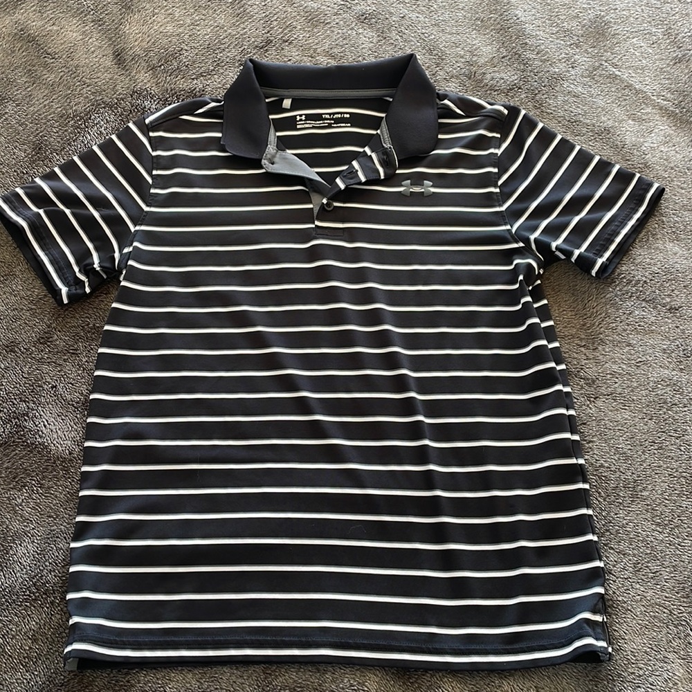 Under Armour boys Golf HeatGear shirt